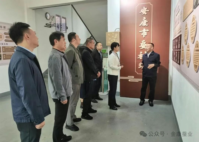 省园艺技术工作站站长许丽萍一行来304永利集团唯一调研